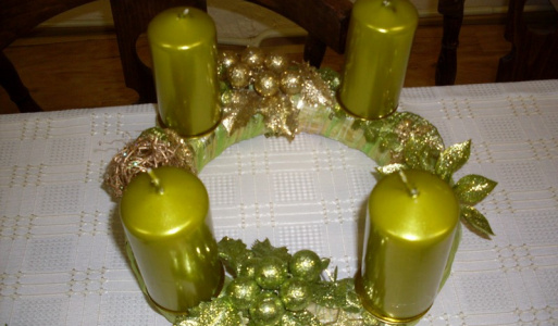 Adventné vence, kalendáre a pletenie z papiera - rok 2010 a 2011 